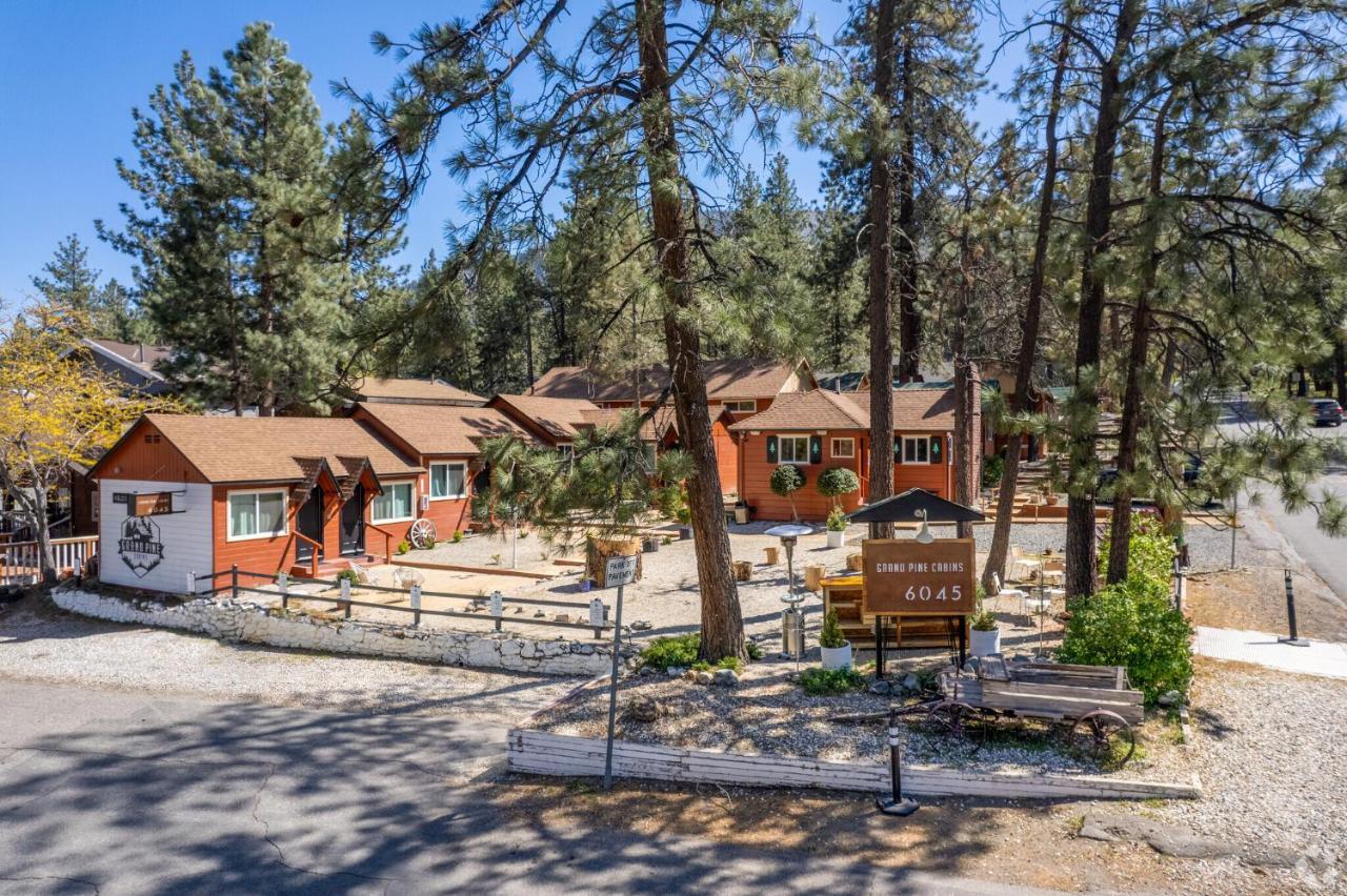 Grand Pine Cabins Wrightwood Exterior foto